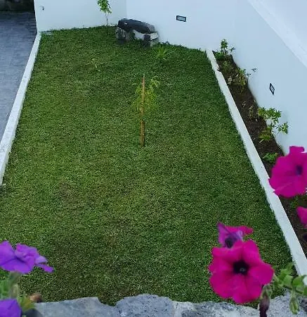 Casa Da Agua Quente 2 Feriehus